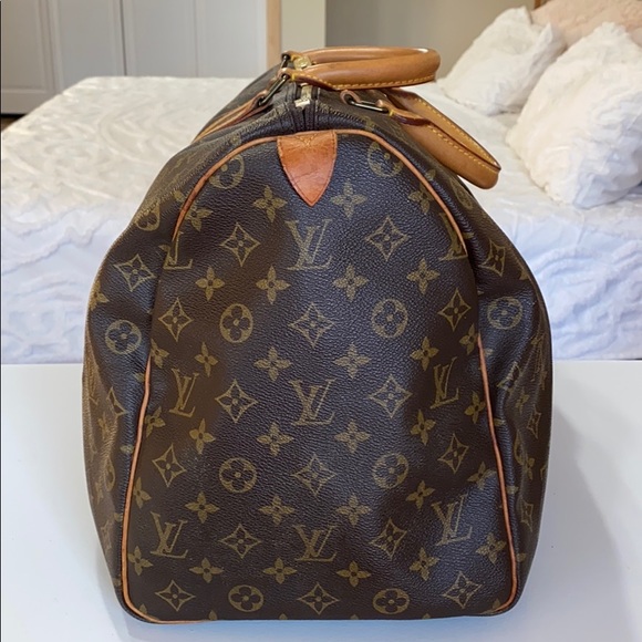 Authentic lv - Picture 6 of 16